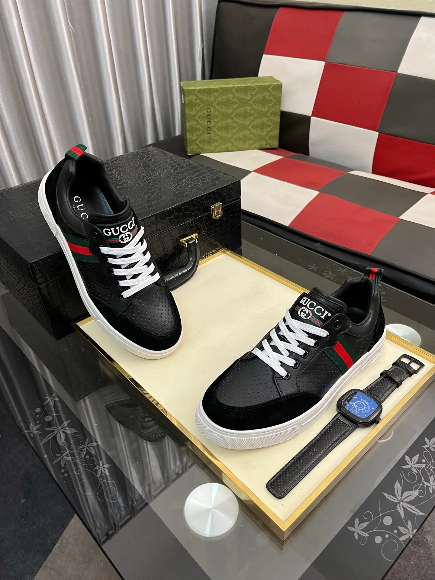 Men's shoes 💰420⌚️⌚️ (GUCCI) Gucci official website men's casual shoes synchronization style, the upper is made of cowhide with imported new brand elements Gucci, showing a good atmosphere, simple design and slip-on style, super versatile, 🐑 leather lining, air-cushion rubber outsole, size 38-442️⃣ colors available